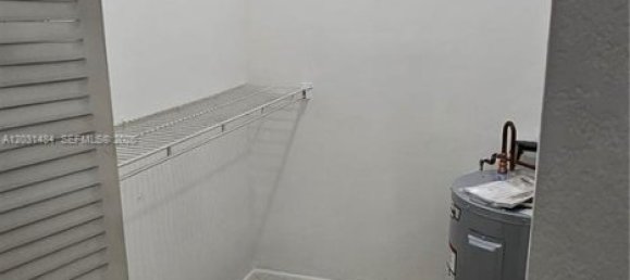 1 Schlafzimmer Gewerbliche Immobilien in Miami, USA, Nr. 614979 13
