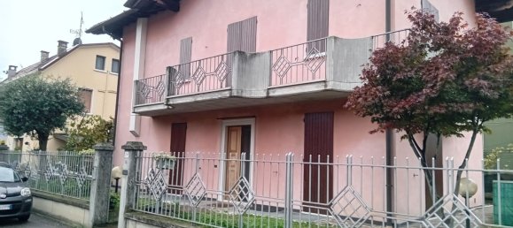 5-Zimmer Villa in Brescia, Italy, Nr. 181966 3