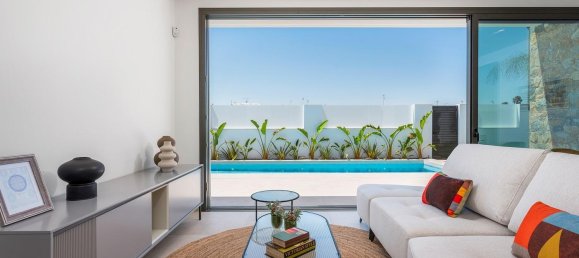 Villa de 3 dormitorios en San Javier, Spain No. 12812 10