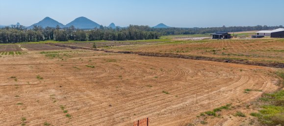 Terreno en Wamuran, Australia 40470 m² No. 241 16