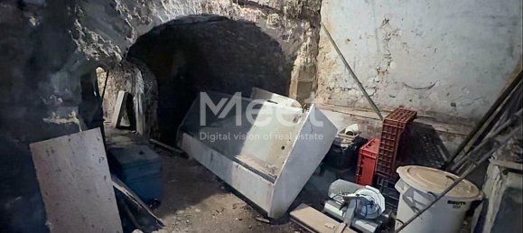 1 Schlafzimmer Gebäude in Joigny, France, Nr. 203877 11