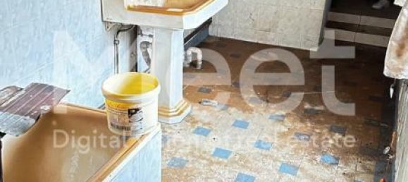 1 Schlafzimmer Gebäude in Joigny, France, Nr. 203877 6