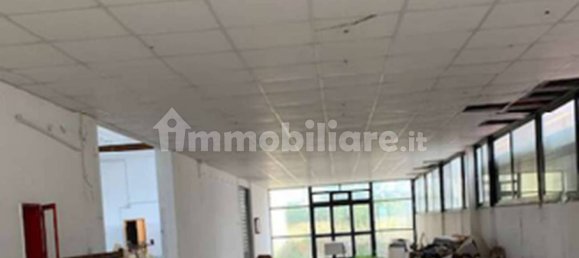 5 rooms Warehouse in Ruvo di Puglia, Italy No. 363326 5