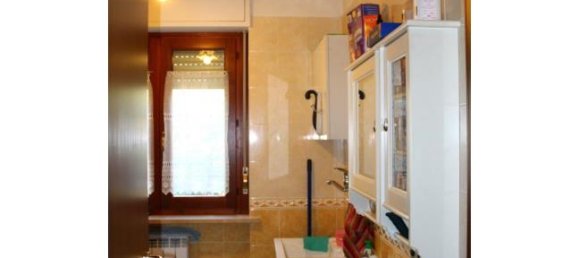 Apartamento T4 em Deruta, Italy N.º 252796 2