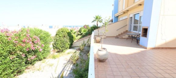 3 غرف نوم منزل في Alicante, Spain رقم 185609 4