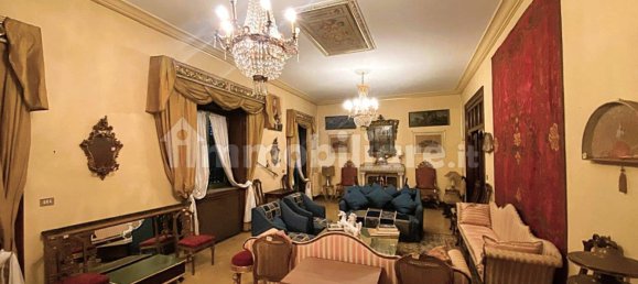6 bedrooms Villa in Palermo, Italy No. 320506 5