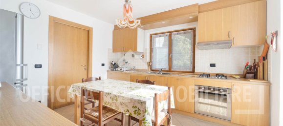 5 rooms Villa in Dervio, Italy No. 312052 10