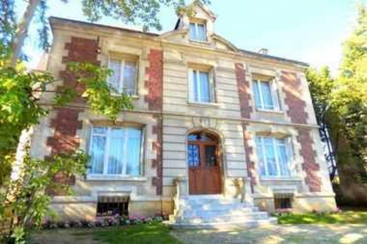 Дом с 7 спальнями в Суассон, Франция № 10387