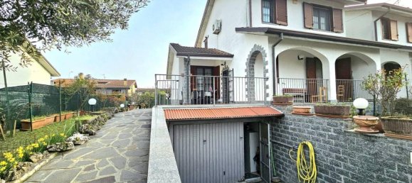 6 rooms House in Casarile, Italy No. 42046 2