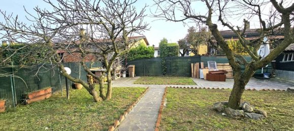 6 rooms House in Casarile, Italy No. 42046 12