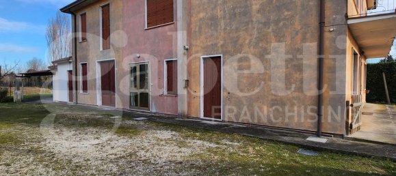 8غرفة شقة في Due Carrare, Italy رقم 62786 3