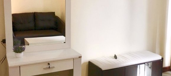 Studio in the Condo in Watthana, Thailand No. 8559 7