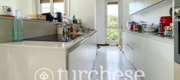 2 Schlafzimmer Wohnung in Bergamo, Italy, Nr. 301928 6