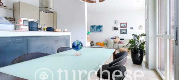 2 Schlafzimmer Wohnung in Bergamo, Italy, Nr. 301928 3