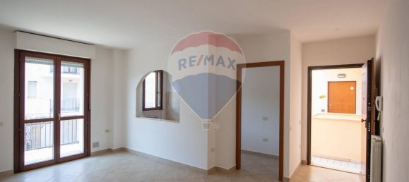 4 rooms Apartment in Ostra, Italy No. 6531 3