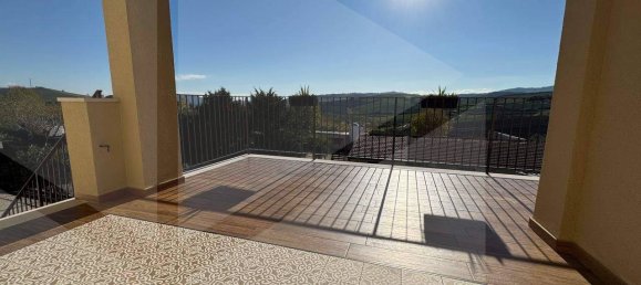 4 rooms House in L'Aquila, Italy No. 17190 4