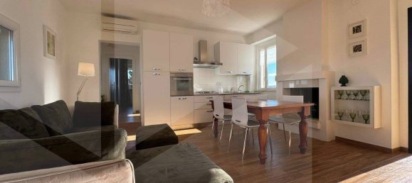 4 rooms House in L'Aquila, Italy No. 17190 5