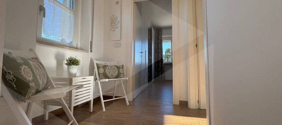 4 rooms House in L'Aquila, Italy No. 17190 9