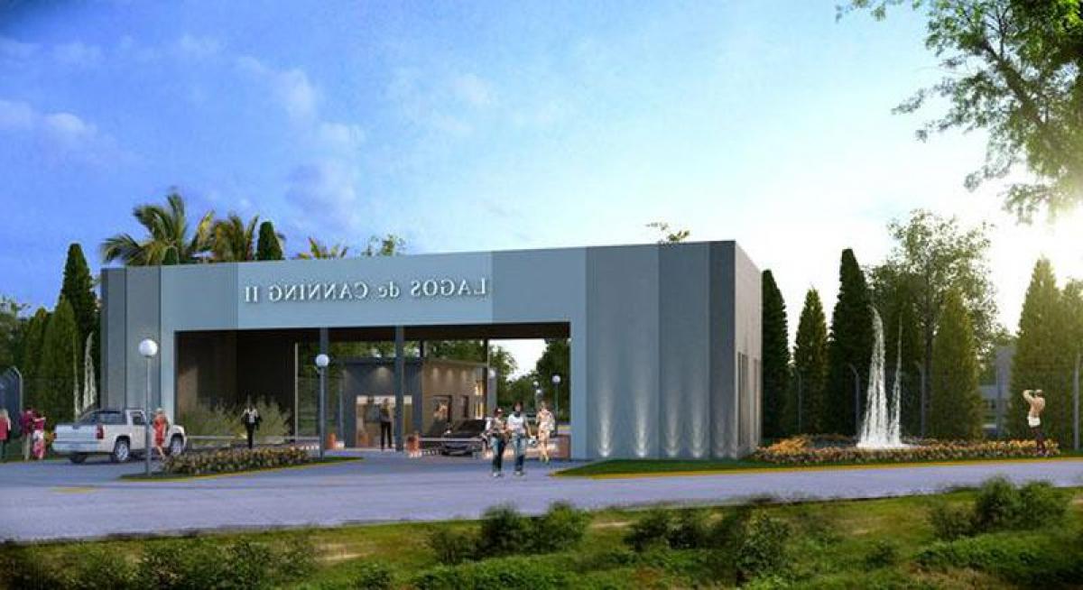  Land in Esteban Echeverria, Argentina No. 120011