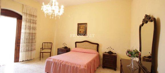 4 غرف نوم منزل في Mqabba, Malta رقم 8067 7