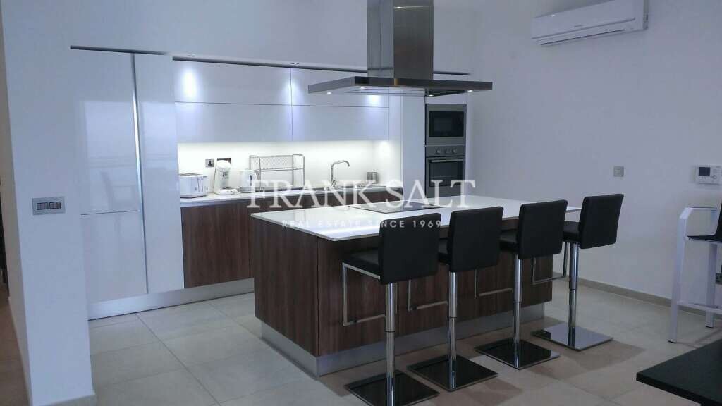 3 bedrooms Apartment in Sliema, Malta No. 6905