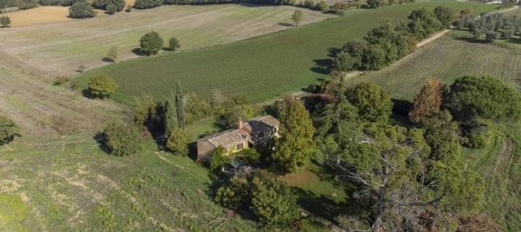 8-Zimmer Haus in Foiano della Chiana, Italy, Nr. 228514 4