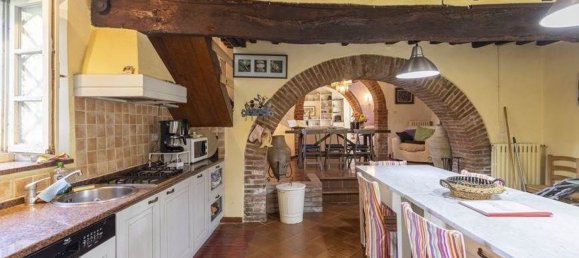 8-Zimmer Haus in Foiano della Chiana, Italy, Nr. 228514 12