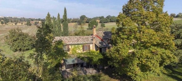 8-Zimmer Haus in Foiano della Chiana, Italy, Nr. 228514 5