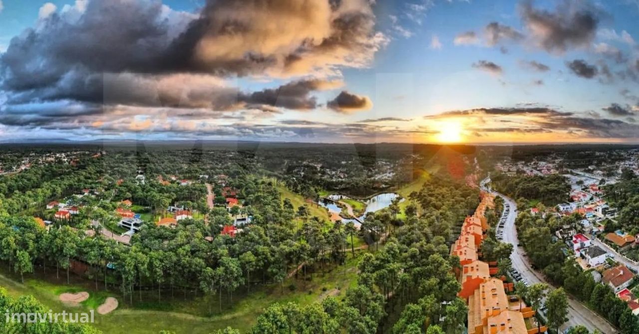 Terreno em Almada, Portugal 1000 m² N.º 143931