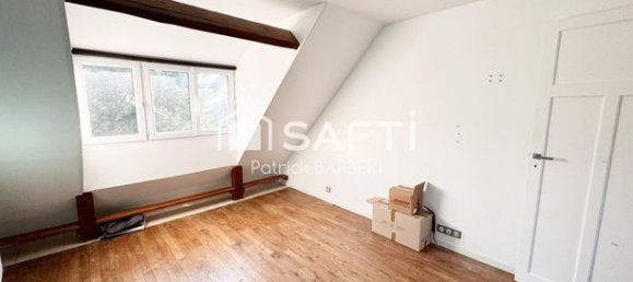 5 bedrooms House in Mezy-sur-Seine, France No. 279327 12