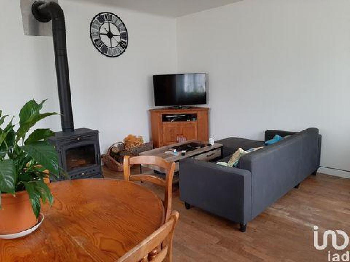 3 bedrooms House in Maintenon, France No. 8729