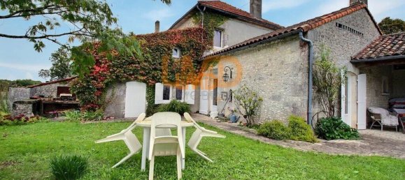 Casa de 7 dormitorios en Germignac, France No. 340421 9