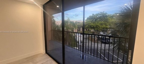 3 Schlafzimmer Gewerbliche Immobilien in Miami, USA, Nr. 615841 14