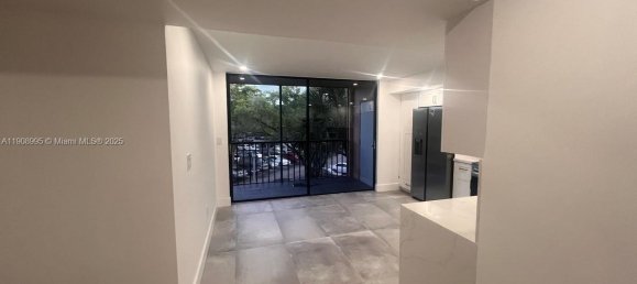 3 Schlafzimmer Gewerbliche Immobilien in Miami, USA, Nr. 615841 8