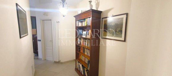 3 rooms Apartment in Naples, Italy No. 73635 17