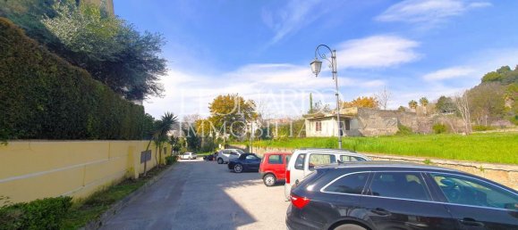 3 rooms Apartment in Naples, Italy No. 73635 23