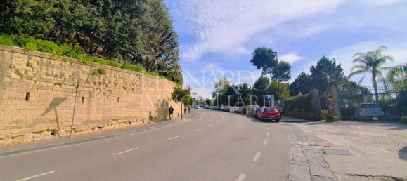 3 rooms Apartment in Naples, Italy No. 73635 32