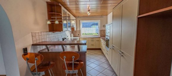 9 rooms House in Remscheid, Germany No. 8151 22