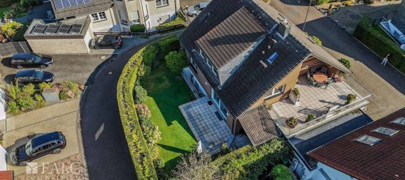 9 rooms House in Remscheid, Germany No. 8151 9