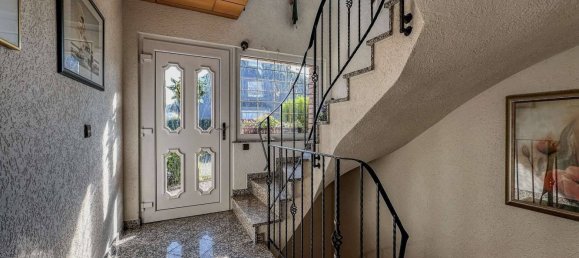 9 rooms House in Remscheid, Germany No. 8151 28