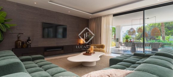 5 bedrooms Villa in Ibiza, Spain No. 188770 9