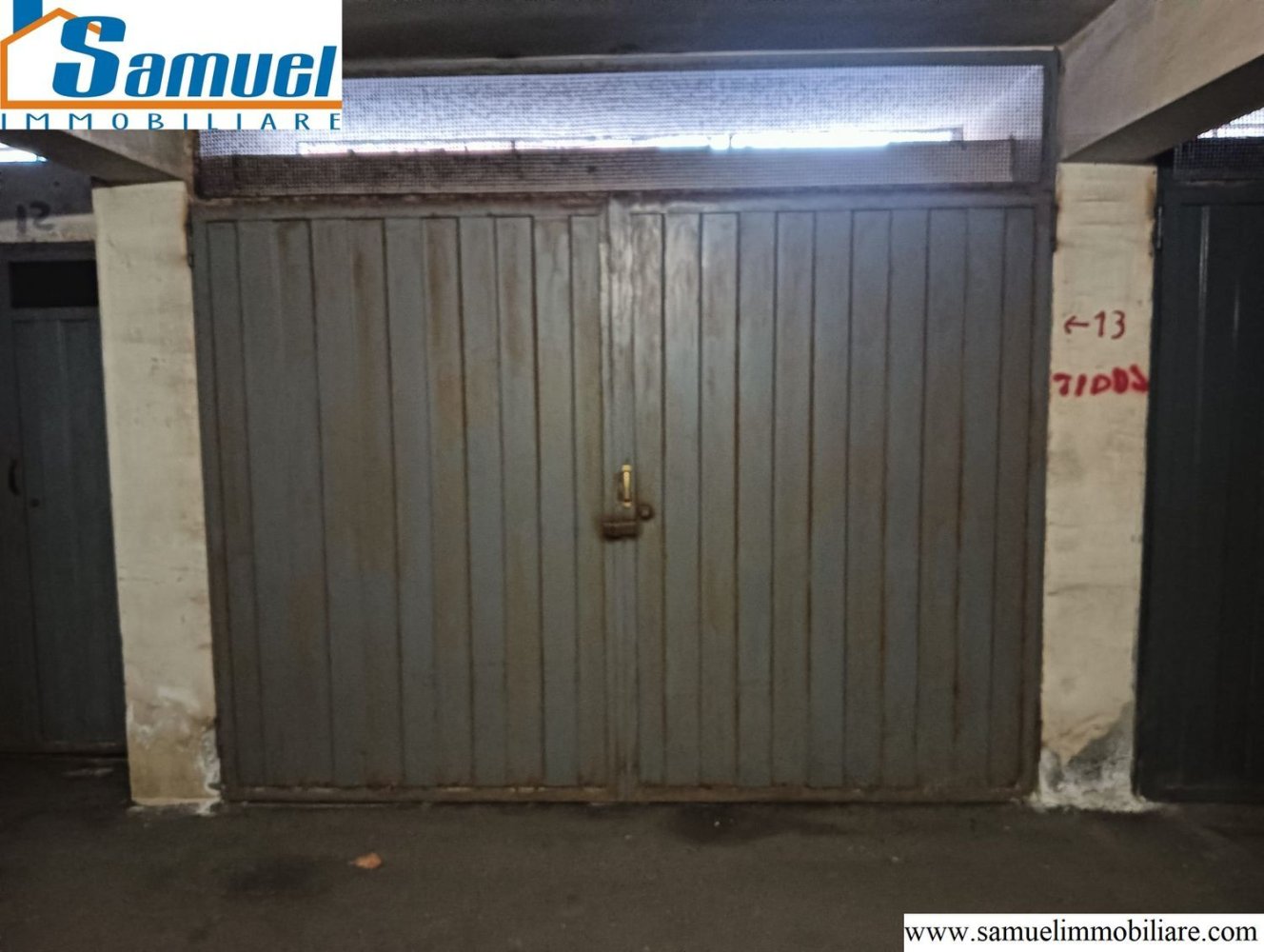 Garagem em Mascali, Italy 18 m² N.º 77334