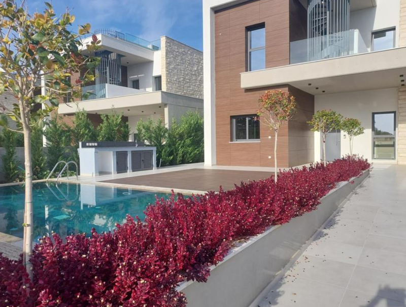 3 chambres Propriété commerciale à Mouttagiaka, Cyprus No. 19798