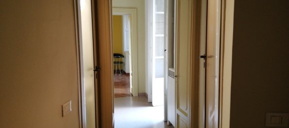 2-salle Appartement à Milan, Italy No. 242374 8