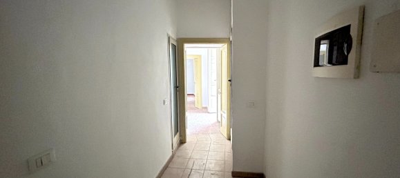 2-salle Appartement à Milan, Italy No. 242374 30