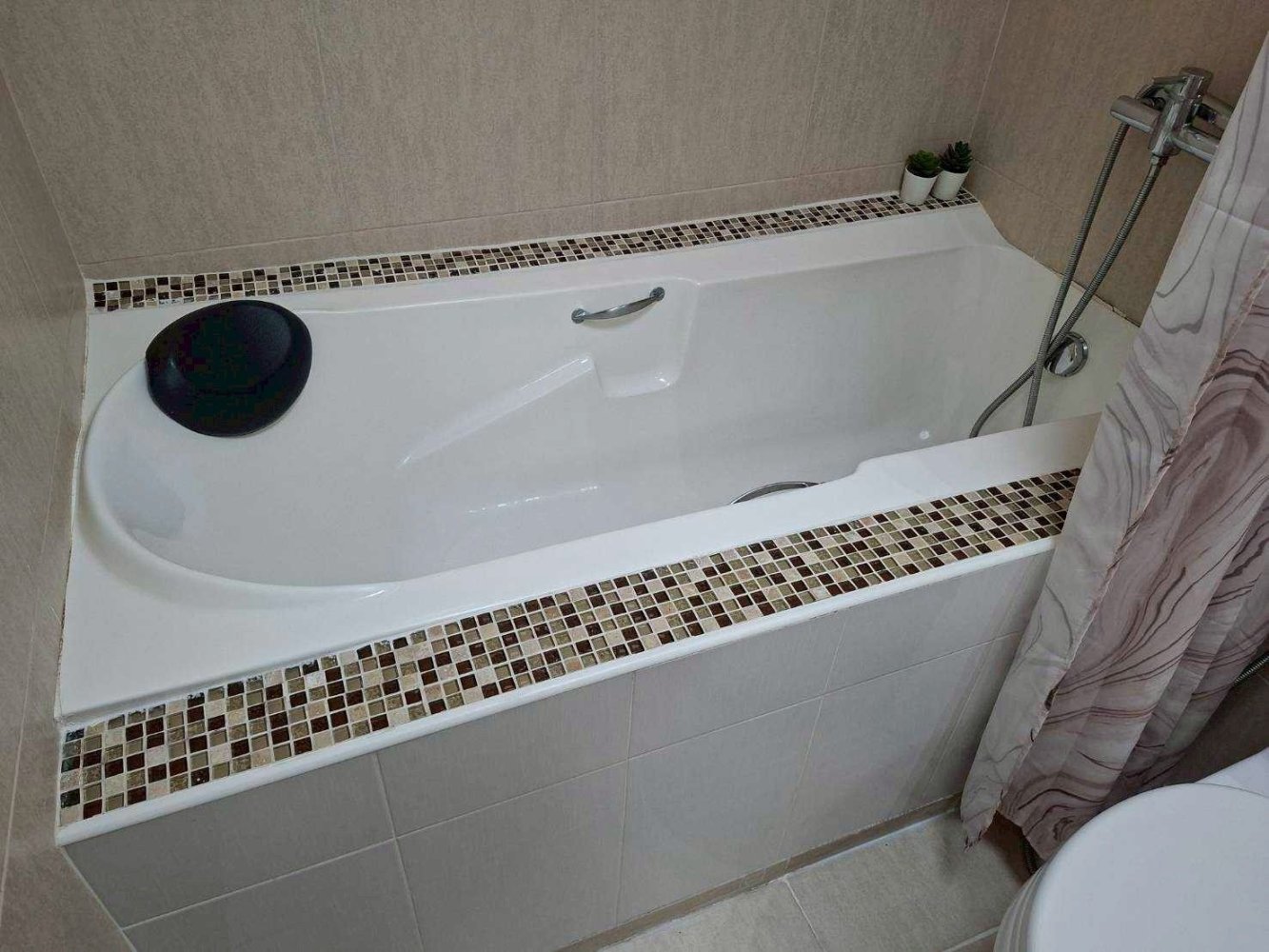 2 bedrooms Condo in Watthana, Thailand No. 74594