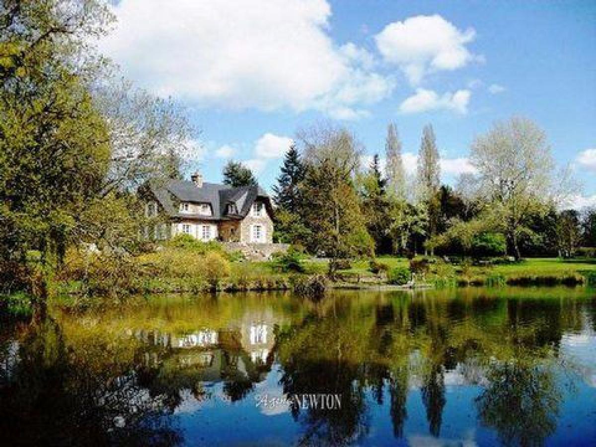 5 bedrooms Condo in Granville, France No. 32869