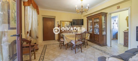 4 Schlafzimmer Wohnung in Capoterra, Italy, Nr. 352611 4