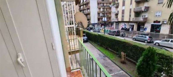 3-salle Appartement à Naples, Italy No. 14200 17