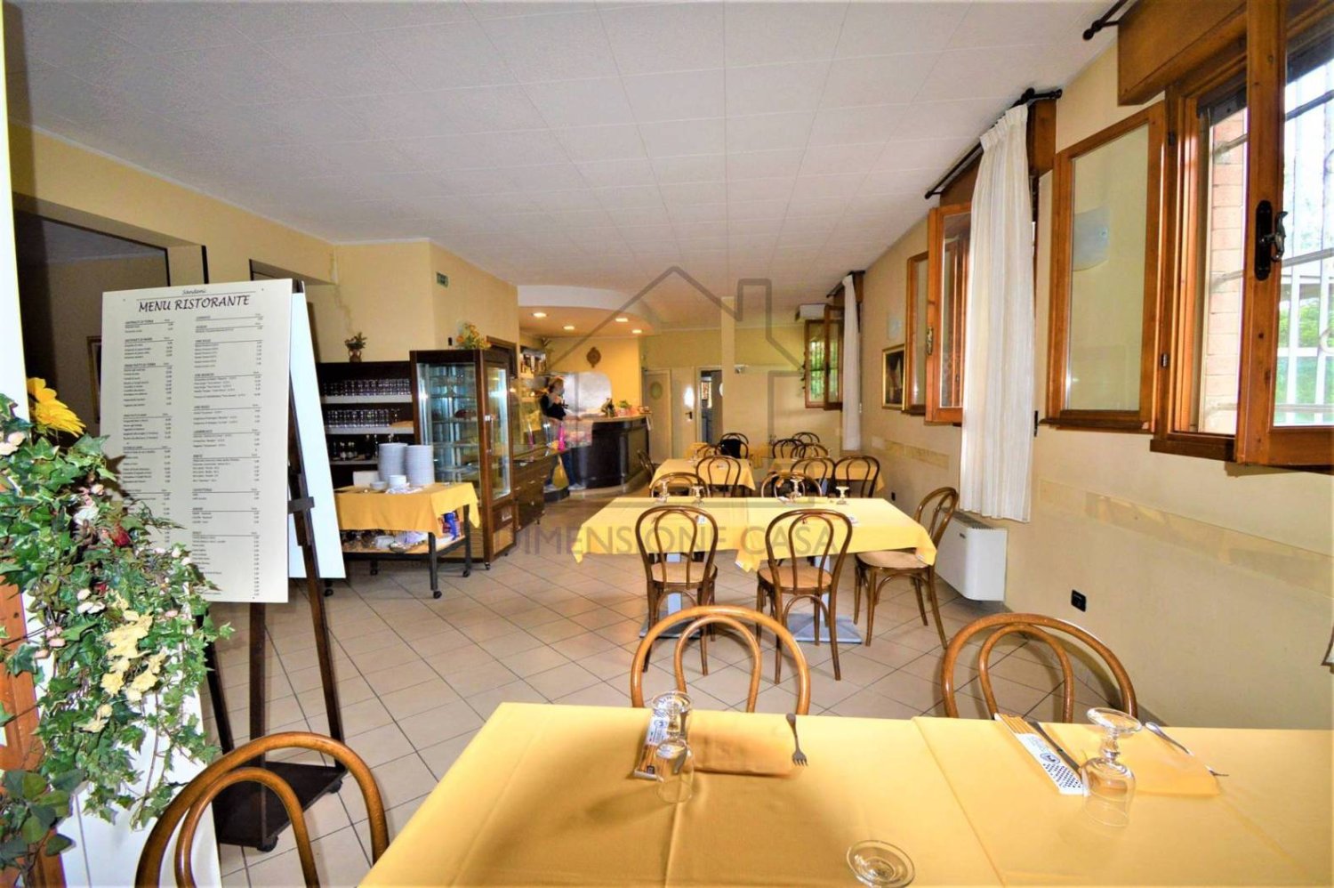 1 room Commercial property in Carpi, Italy No. 329225